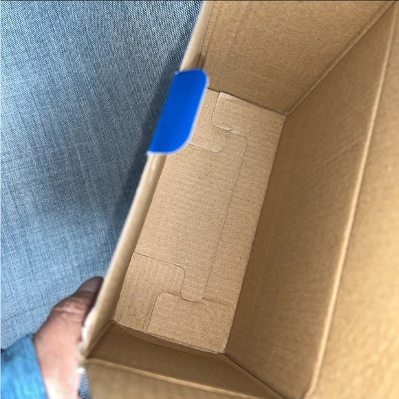 Timex AM/FM Dual Alarm Clock Radio Large LED Display Aux Input Battery Backup - Picture 9 of 15